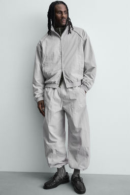 PANTAL?N JOGGER T?CNICO BANDAS CONTRASTE / Gris claro - Zara фото 6