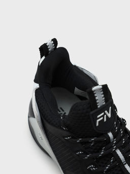Баскетбольные кроссовки FN Dunkify (Black/White)