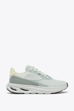 RUNNING SNEAKERS