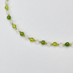 Колье для "Девы" из Хризолита,Нефрита и Горного Хрусталя 38 см +