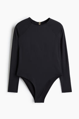 Traje de ba?o de manga larga con copas acolchadas