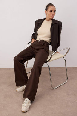 Koyu Mavi Yuksek Bel Kemer Detayl? Wide Leg Jeans TWOAW26JE00164 - Trendyolmilla фото 5