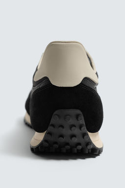 ZAPATILLA ESTILO RETRO / Negro - Zara фото 6