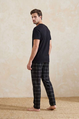 Siyah Regular/Normal Kesim Ekose/Kareli Pamuklu Orme Pijama Tak?m? TMNSS26PT00048