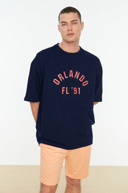 TRENDYOL MAN Lacivert Oversize %100 Pamuklu l? Sehir Bask?l? T-Shirt TMNSS22TS0304 - Trendyolmilla фото 3