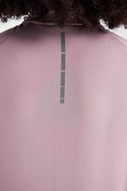 DeFactoFit Футболка с длинным рукавом и воротником стандартной посадки с принтом  фото 5