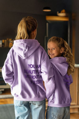 Lila K?z Cocuk Anne-K?z S?rt Bask?l? Orme Mini Me Sweatshirt TKDAW25SW00048