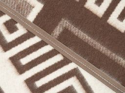Одеяло байковое в канте 140*205 жаккард "Греция" цв. коричневый (Россия ВВТ)