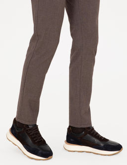 Темно-синяя повседневная обувь