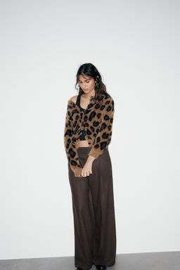 ANIMAL JACQUARD KNIT CARDIGAN