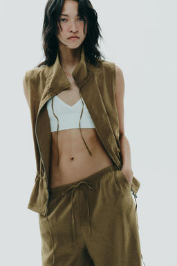 ADJUSTABLE FLOWING GILET