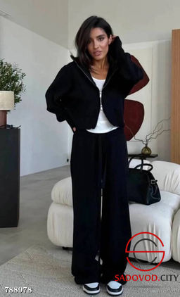 Женский спортивный костюм двойка