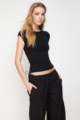 Siyah Ay Kol Fitted/Vucuda Oturan Esnek Orme Bluz TWOSS24BZ00088