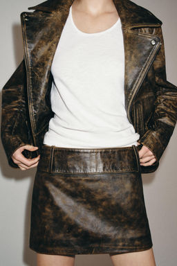 FALDA CORTA PIEL 100% ZW COLLECTION LIMITED EDITION / Marr?n - Zara фото 2
