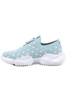 Кроссовки для активного отдыха