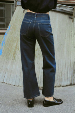 TRF BALLOON CURVED LEG MID-WAIST JEANS - Zara фото 5