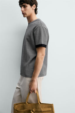 CAMISETA JACQUARD RAYAS CONTRASTE / Azul / Blanco