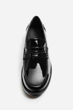 PATENT LOAFERS - Zara фото 3