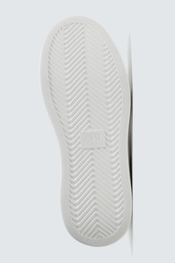 ZAPATILLA DETALLE TAL?N / Negro - Zara фото 7