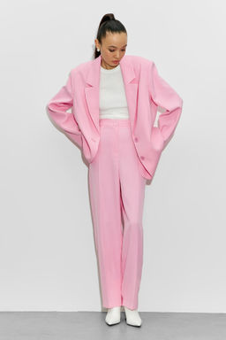 Брюки бананы из костюмной ткани