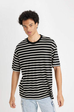 Полосатая футболка из плотной ткани с короткими рукавами и круглым вырезом Comfort Fit - Defacto фото 4