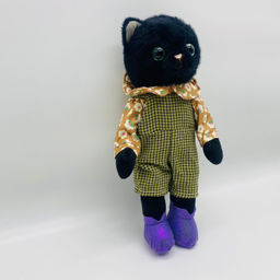 Мягкая игрушка Кошка черная в одежде - Storyland фото 9