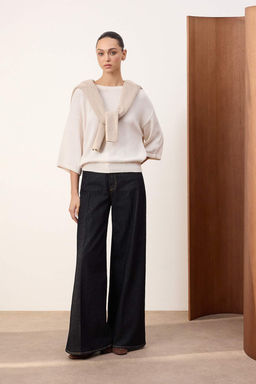 Wardrobe Essentials Ekru Bisiklet Yaka Triko Bluz TWOSS26BZ00136