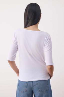 Beyaz Truvakar Kol Dantel Detayl? Fitted/Vucuda Oturan Orme Bluz TWOAW26BZ00219
