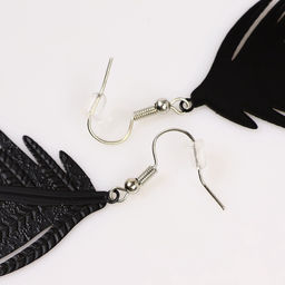 Серьги металл «Папоротник» листочек чёрные