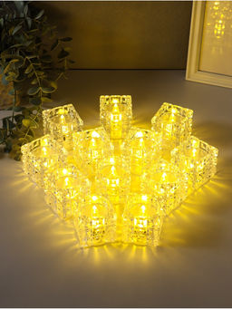 Цена за 2 шт. Светодиодная свеча LED - ночник RISALUX «В кубе», 3×LR1130, прозрачный, 4.7×4.7×4.7 см
