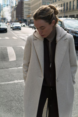 SOFT COAT WITH HOOD - Zara фото 4