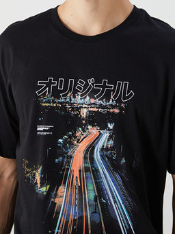 Bisiklet Yaka Bask?l? Penye Erkek Ti??rt