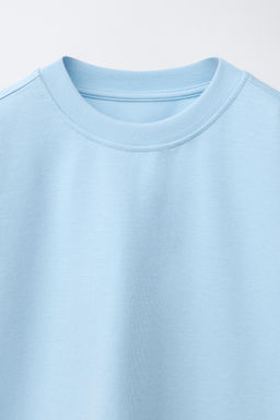 CAMISETA LISA INTERLOCK / Azul claro