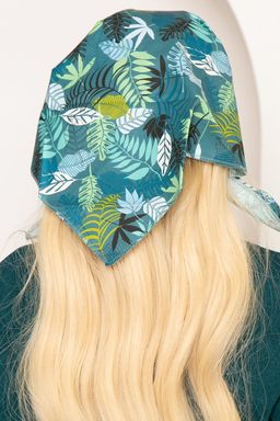 Косынка из натурального хлопка с козырьком (розы, белая) - Lt collection фото 7