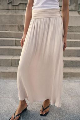 FALDA MIDI SATINADA / Beige - Zara фото 2