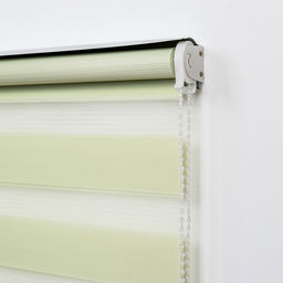 Штора рулонная День-ночь, 60180 см (с учётом креплений 3,5 см), цвет зелёный - Simaland фото 4