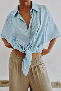 CAMISA RAYAS NUDO / Azul claro
