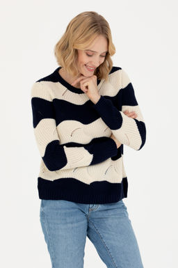 Kad_n Lacivert Bisiklet Yaka Kazak