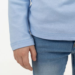 Джемперводолазка голубая рисунок самокат