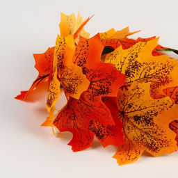 Карнавальный набор «Осенние цветы»: венок из листьев и брошь