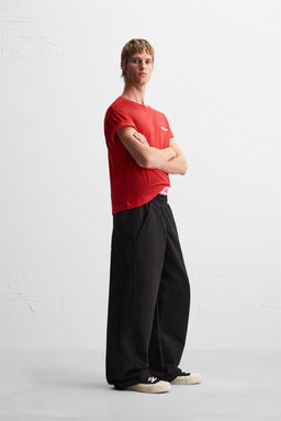 LIMITED EDITION RUBBERISED PRINT T-SHIRT - Zara фото 24