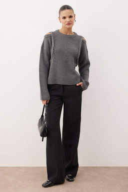 Siyah Omuz Cut Out/Pencere Detayl? Inci Islemeli Triko Kazak TWOAW26KZ00185 - Trendyolmilla фото 6