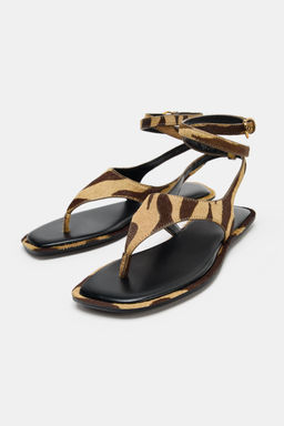 SANDALIA PIEL CON PELO ESTAMPADO / Cebra - Zara фото 3