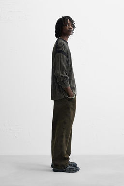 TEXTURED PRINTED SWEATER - Zara фото 4