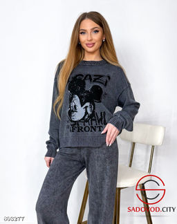 Спортивный костюм женский