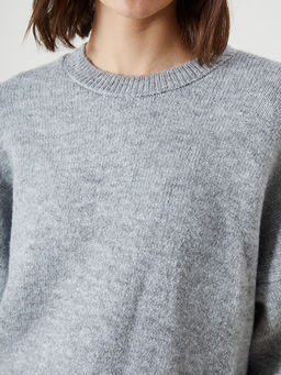 Bisiklet Yaka Oversize Kad?n Triko Kazak