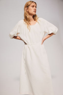 Vestido de algodon con cordon de ajuste