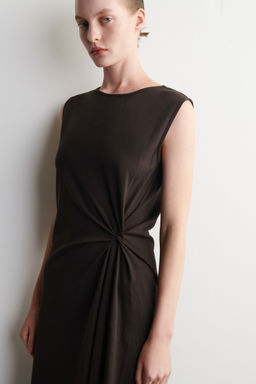 VESTIDO MIDI EL?STICO CON DETALLE DE NUDO - H&m фото 6