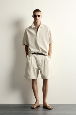 BERMUDA WIDE FIT RAYAS PLIEGUES / Crudo