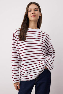 Ekru Cizgili Oversize/Genis Kesim Bisiklet Yaka Ince Orme Sweatshirt TWOAW23SW00326